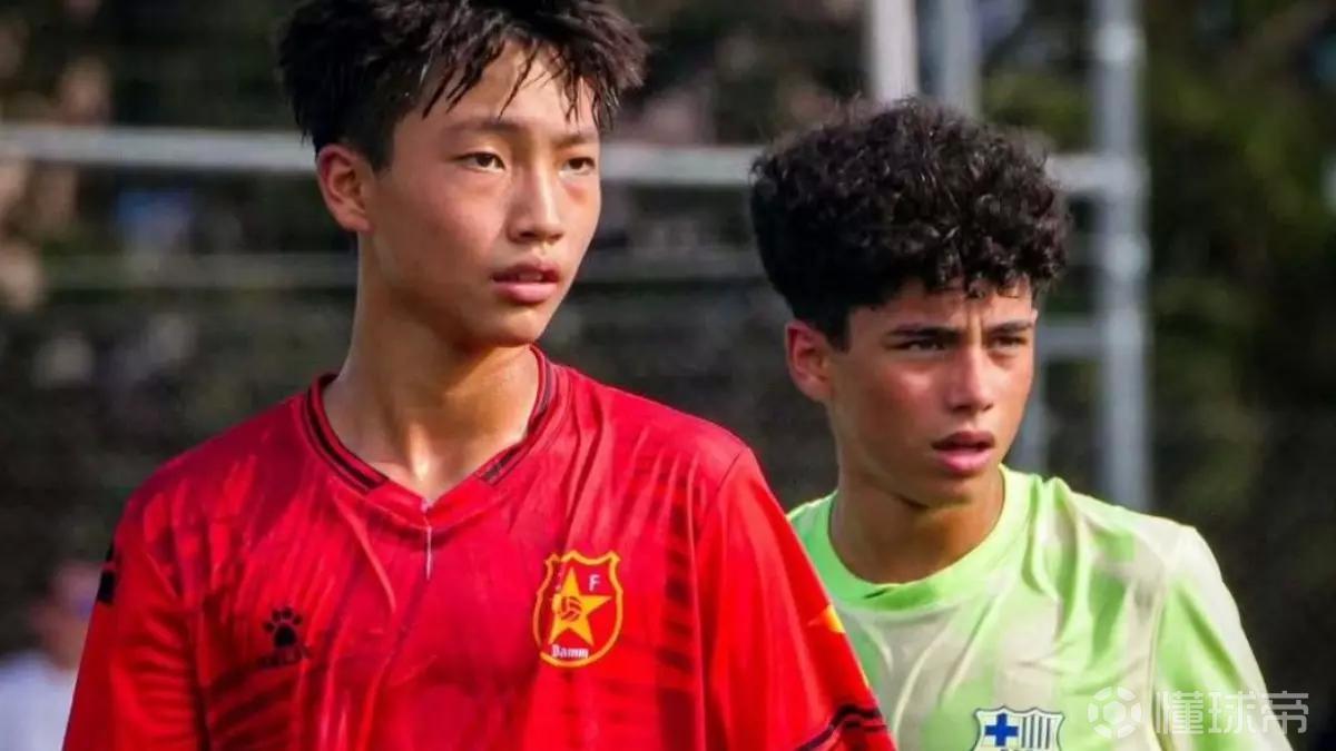 每体：中国14岁边锋李昊炎将加盟巴萨青训，下赛季效力U15队