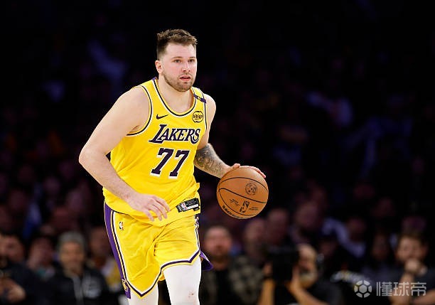 医学专家：东契奇回欧洲说明湖人医疗团队不行；欧洲医疗水平不如美国