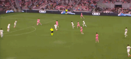 梅西中路接队友传中头槌破门 迈阿密1-1扳平比分