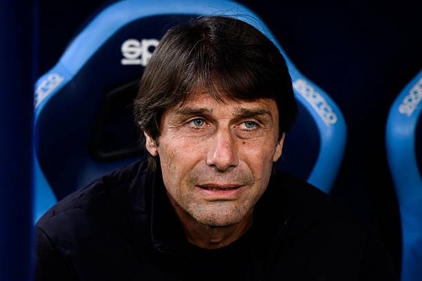 记者：孔蒂在那不勒斯压力太大，他想要执教意大利国家队