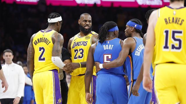 亚历山大真有乔丹影子？詹皇发话：他投篮就像库里一样无解！