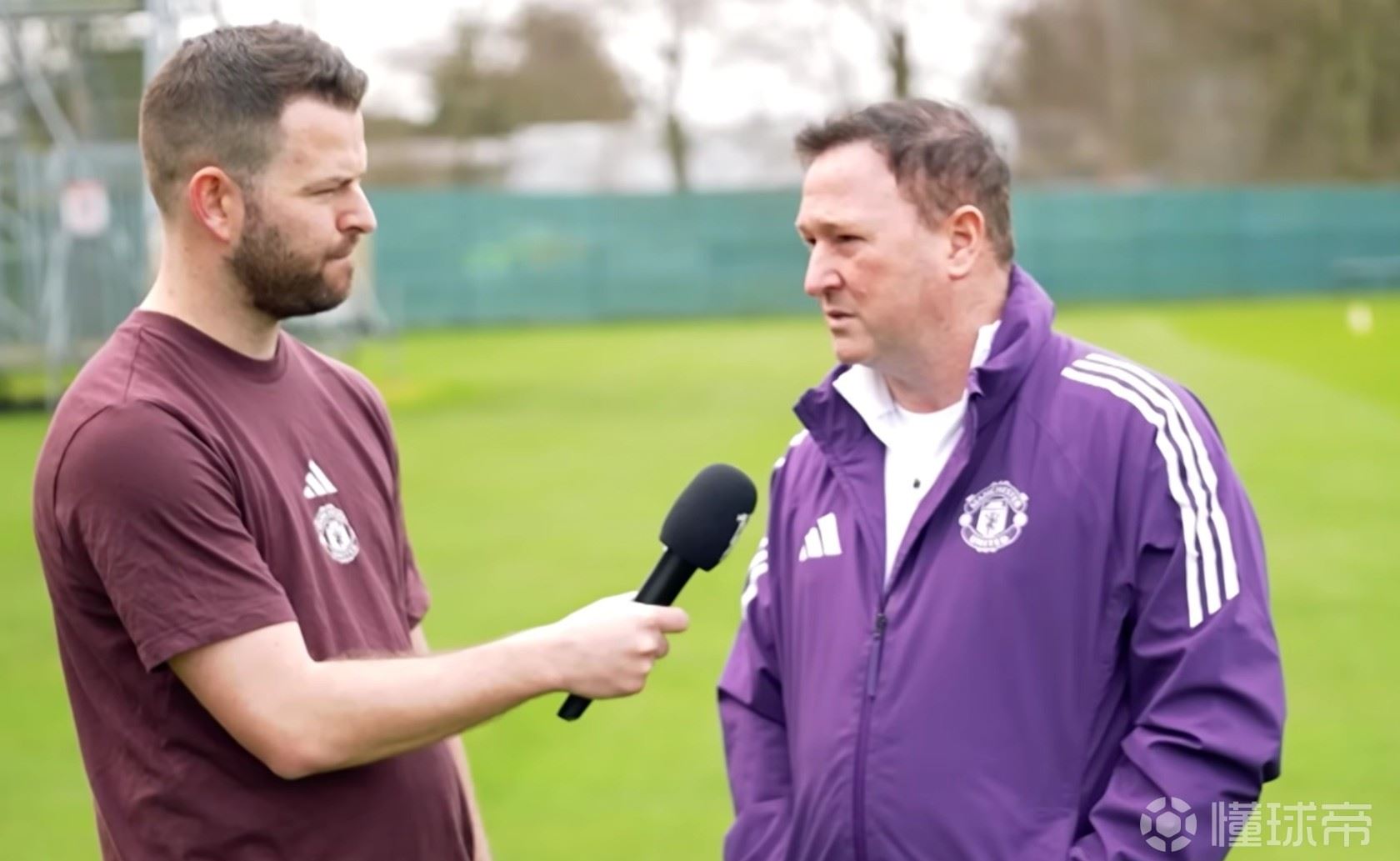 曼联助教史蒂夫：我们目标是以接近积分榜顶端的成绩结束赛季