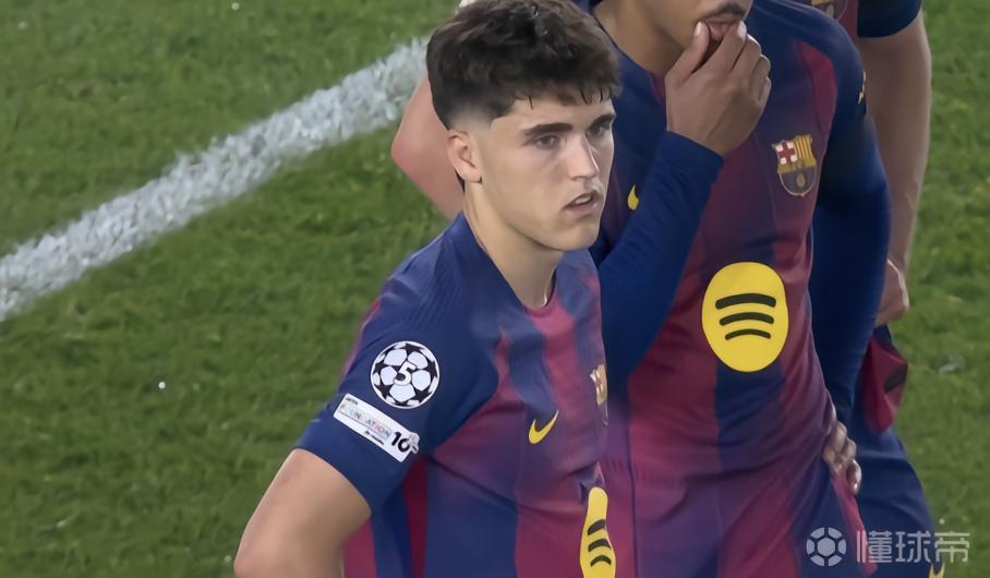 库巴西两次欧冠上半场染红，与阿劳霍并列巴萨队史最多