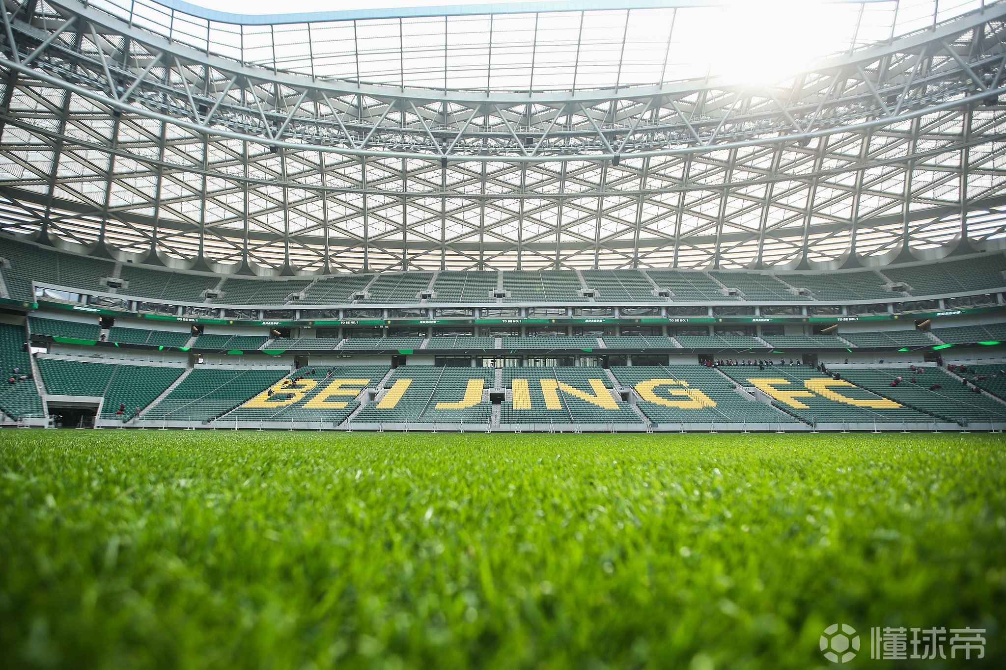 国安观察丨新赛季的第一个主场TIFO，和第一个主场胜利？