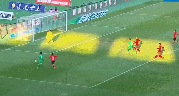 林良铭进球无效！足协评议：应延迟鸣哨 曹永竞犯规的判罚错误