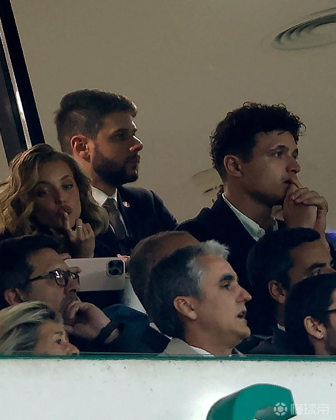 F1冠军诺里斯现身里斯本，观战阿森纳欧冠客胜葡体的比赛