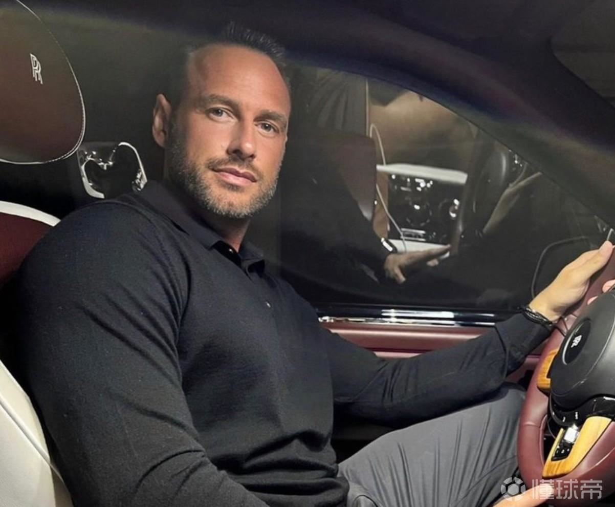 太阳报：一富商声称将收购切尔西55%股权，曾被揭穿是吹牛大王